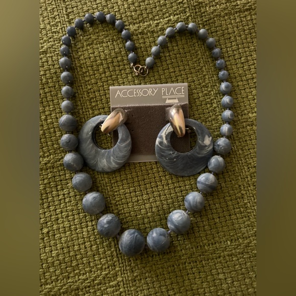 80s Vintage Earrings & Necklace Set - Picture 1 of 3